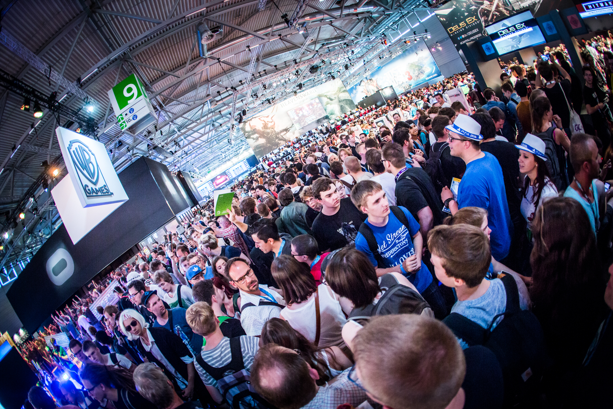 20150806_Helena-Kristiansson_Gamescom15_0725